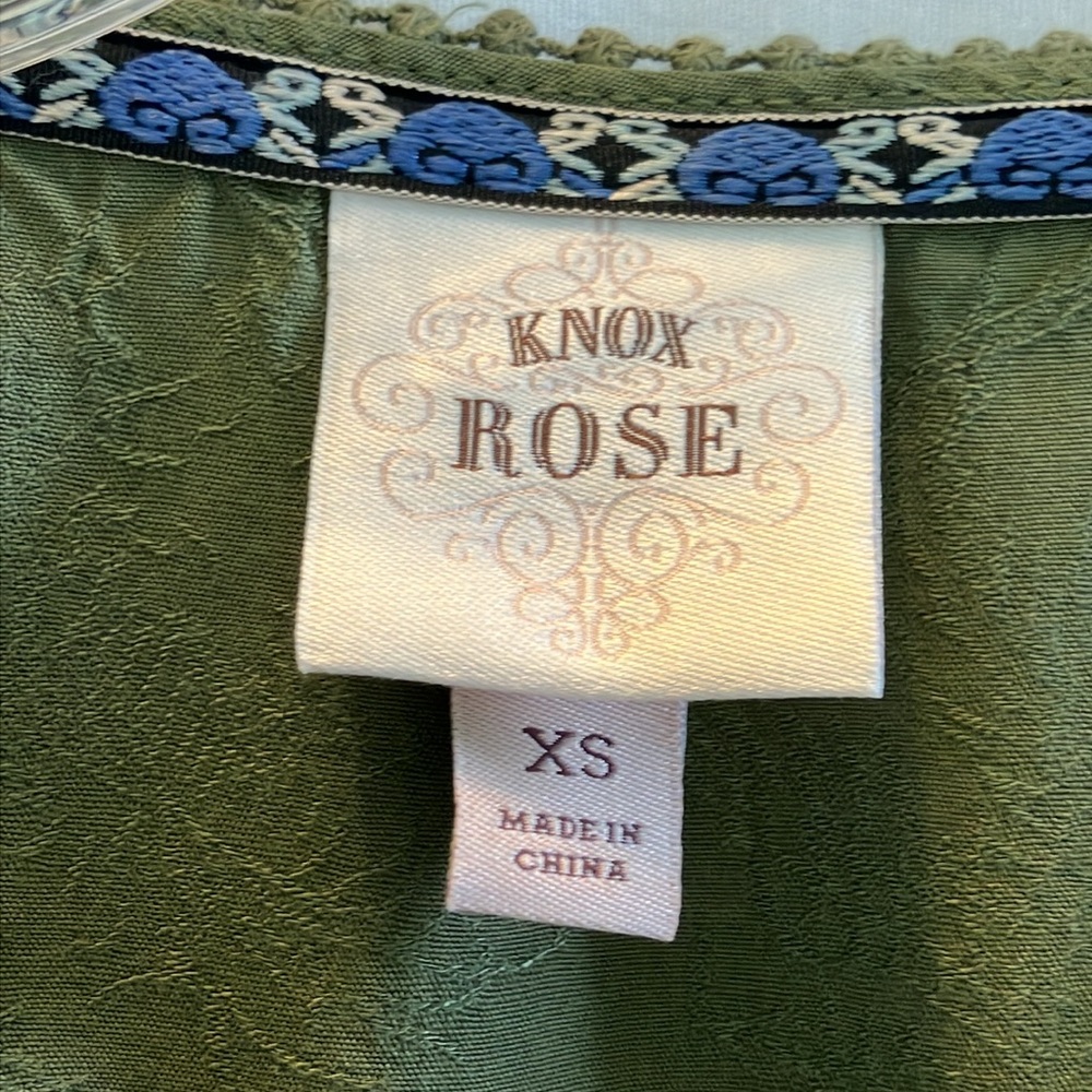 Knox Rose Embroidered boho Olive Green Women's Top - Picture 6 of 12